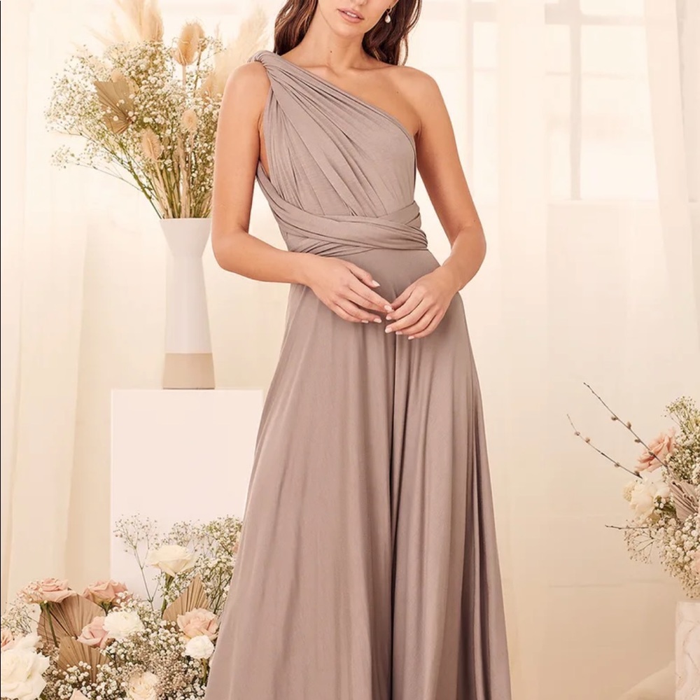 Lulu’s Tricks of the Trade Convert able Dress